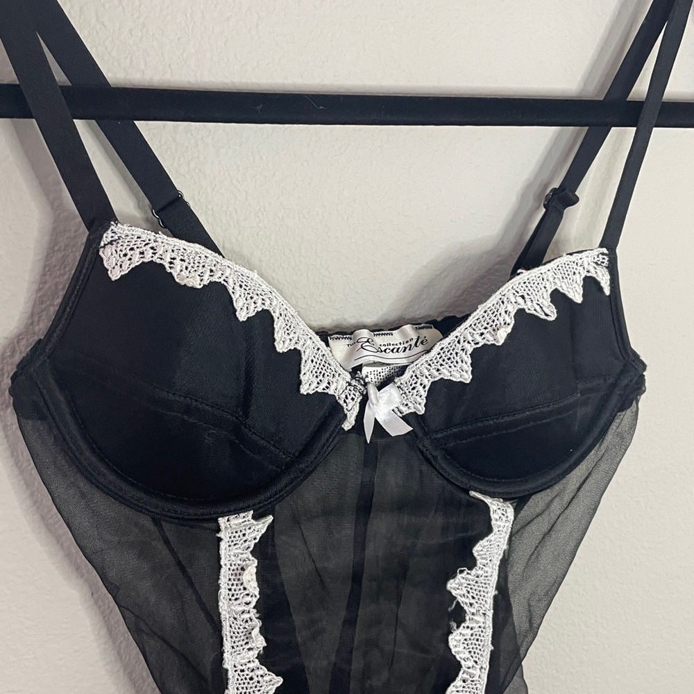 Collection Escante Lingerie Size Small - Picture 2 of 8